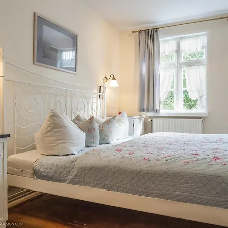 Дом отдыха Altes Kapitaenshaeuschen *