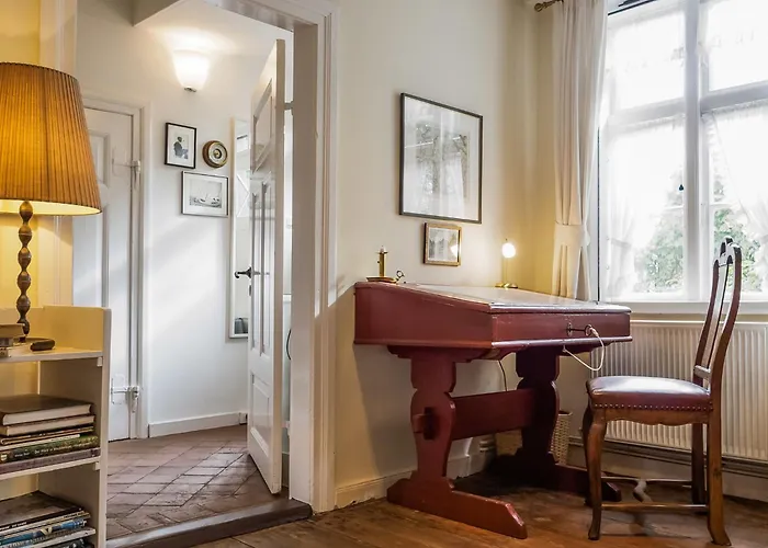 Altes Kapitaenshaeuschen Prerow